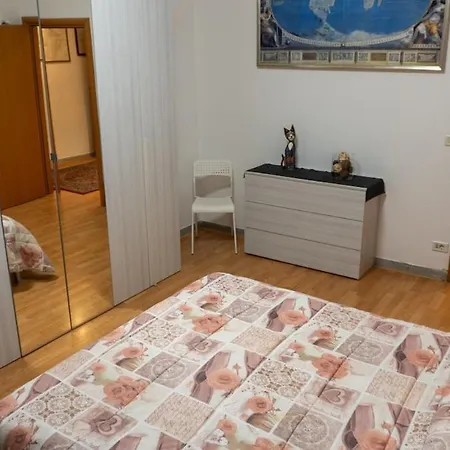 Cozy Two In The Center * Bari